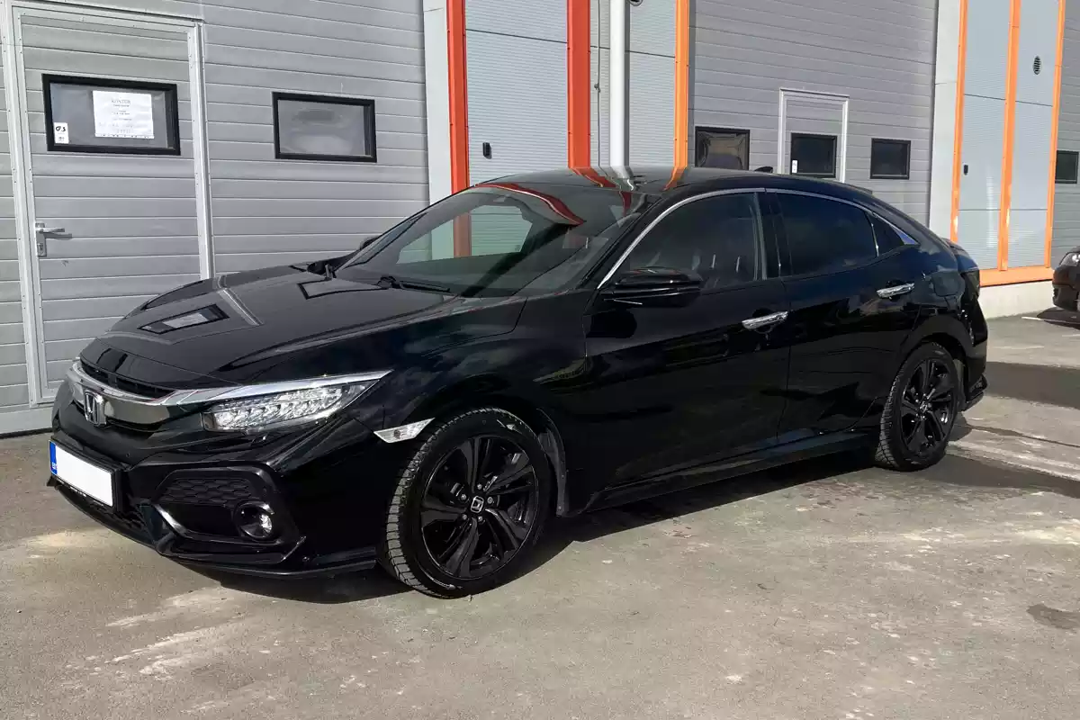 auto kriimude eemaldamine ja auto keraamiline kaitse Honda