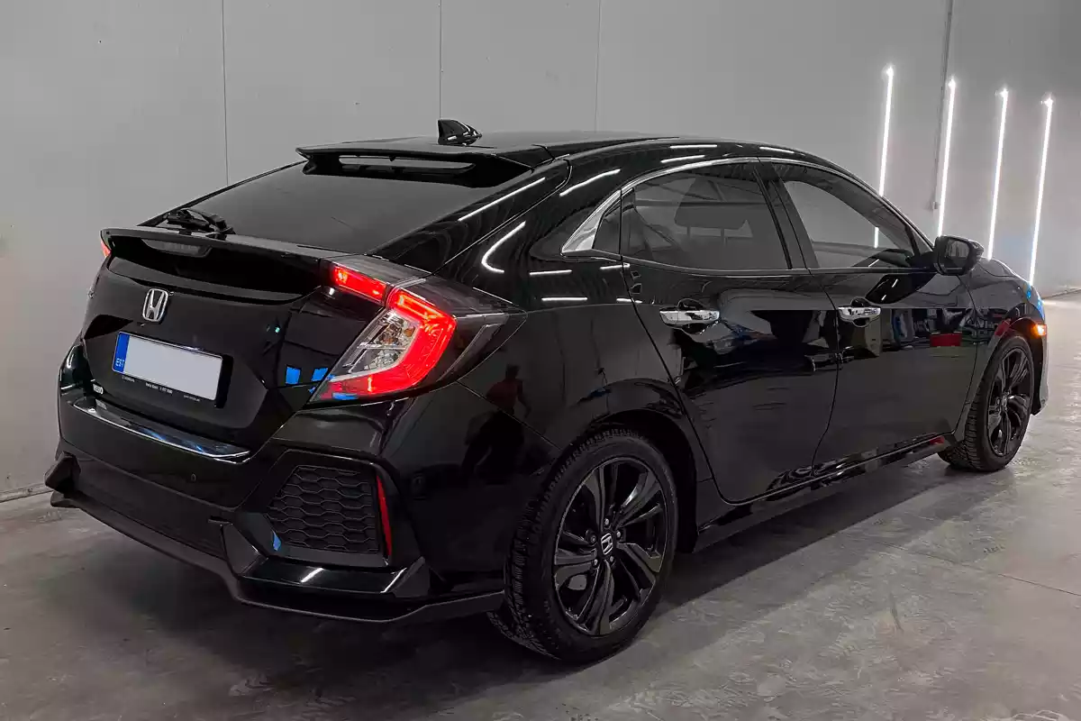 kriimude eemaldamine autolt ja auto keraamiline kaitse Honda